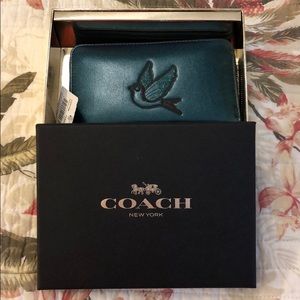 NWT Coach Boxed Wallet w/ Glitter Bird Patch